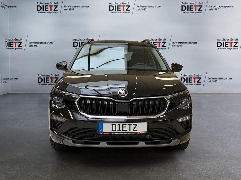 Neu Skoda Kamiq Selection 116 PS (85 kW) 2025 Black magic perleffekt SUV