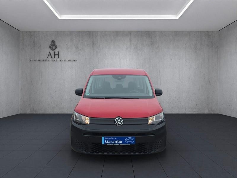 Gebraucht VW Caddy 102 PS (75 kW) 2022 Rot Van / Kleinbus
