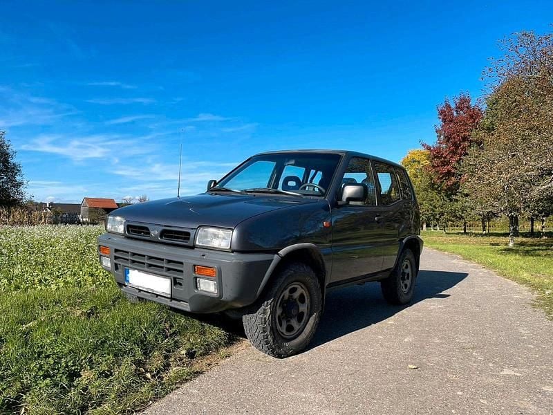 Gebraucht 1994 Nissan Terrano SUV | 2.499 € - Bild 1/4