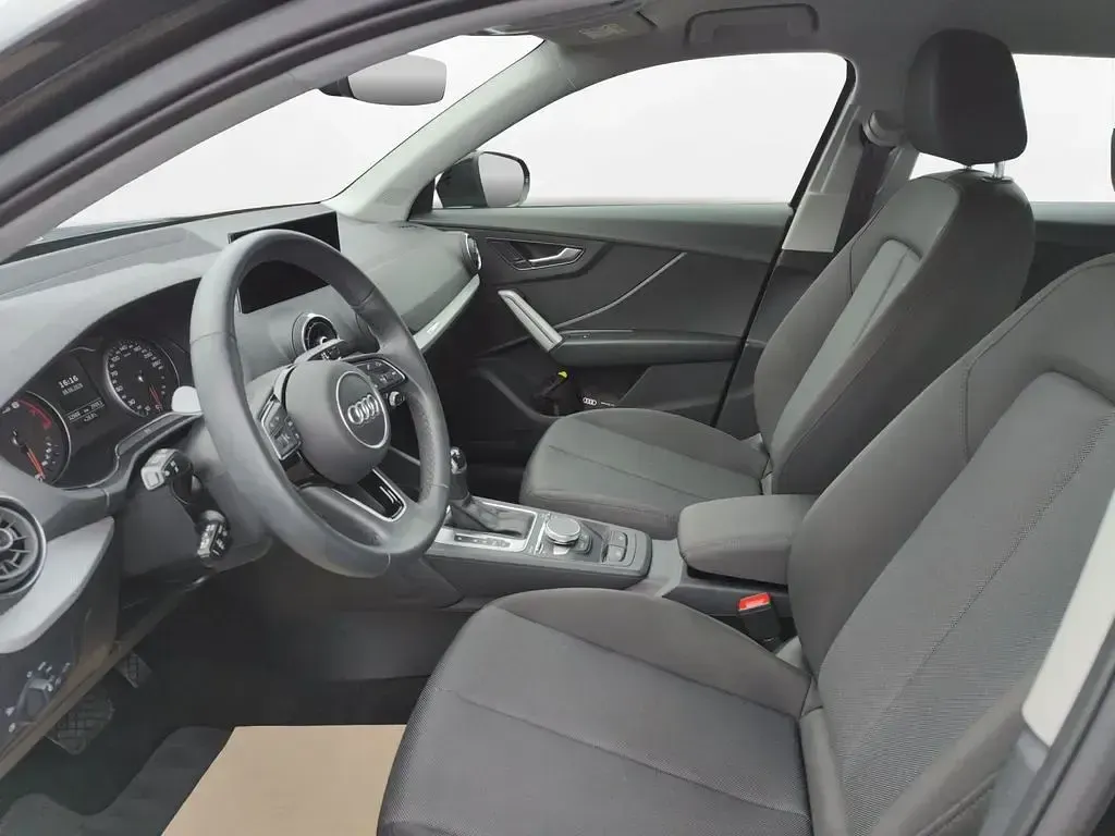Gebraucht Audi Q2 Advanced 150 PS (110 kW) 2023 Schwarz SUV