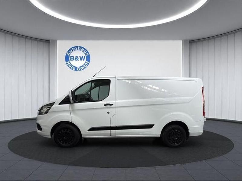 Gebraucht Ford Transit Custom 131 PS (96 kW) 2019 Frostweiß Van / Kleinbus