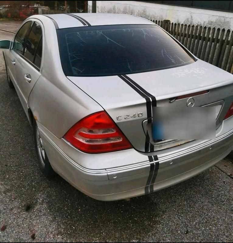 Gebraucht Mercedes C240 170 PS (125 kW) 2001 Silber Limousine