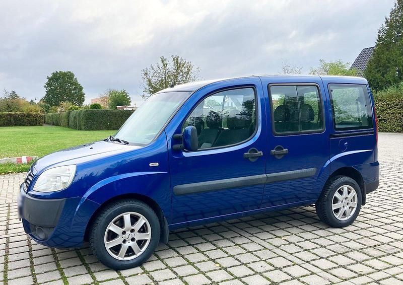 Gebraucht Fiat Doblò Dynamic 77 PS (56 kW) 2006 Blau Van / Kleinbus