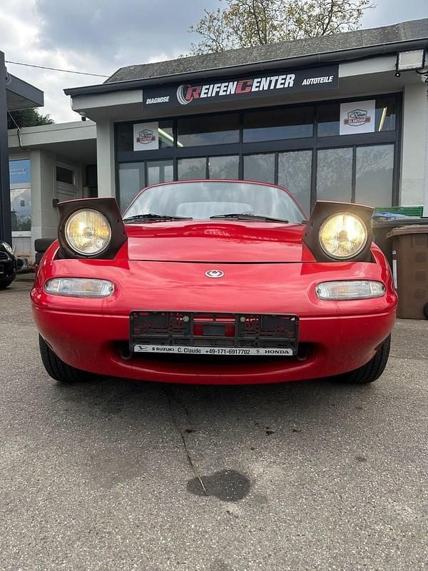 Second-hand Mazda MX5 131 CP (96 kW) 1996 Roșu Cabrio