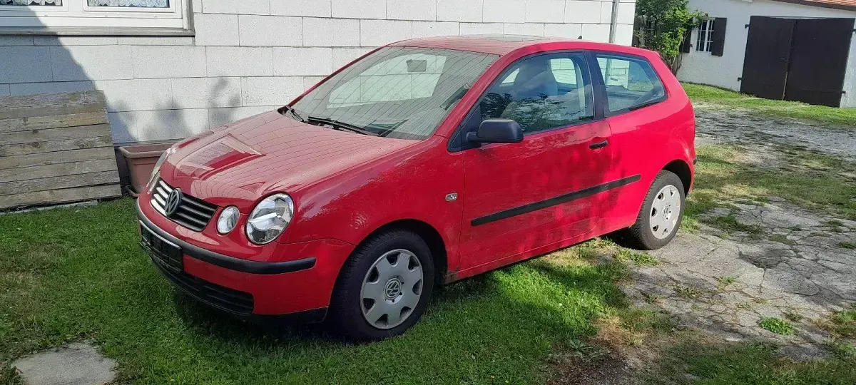 Gebraucht VW Polo 64 PS (47 kW) 2002 Rot Limousine