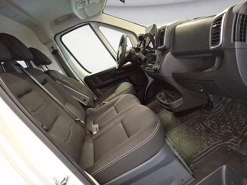 Neu Peugeot Boxer 140 PS (102 kW) 2025 Weiß Van