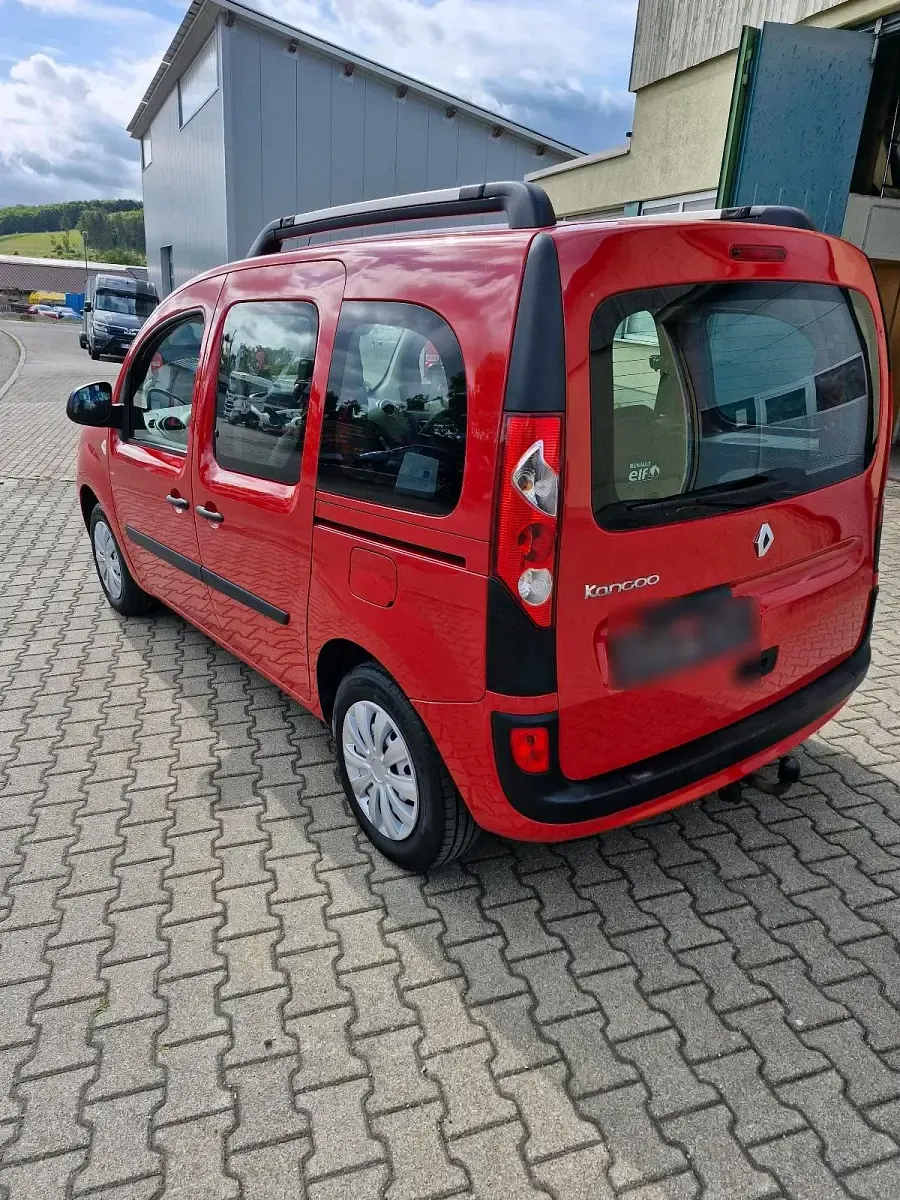 Gebraucht Renault Kangoo 90 PS (66 kW) 2013 Rot Van / Kleinbus