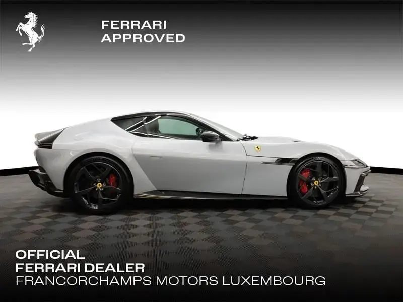 Gebraucht Ferrari 12 Cilindri 829 PS (609 kW) 2025 Grau