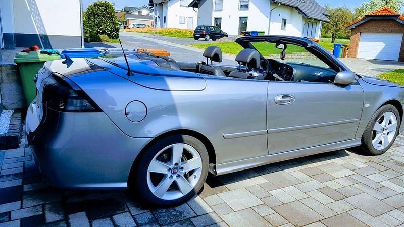 Grau Gebraucht 2008 Saab 9-3 Cabriolet Aero Cabrio | 14.890 € (Etwas zu teuer) - Bild 1/4
