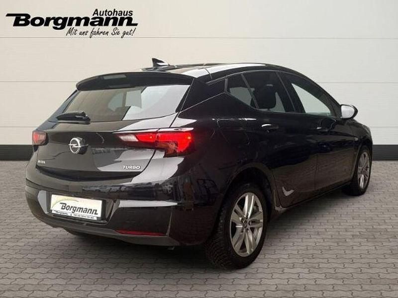 Gebraucht Opel Astra Dynamic 125 PS (91 kW) 2018 Schwarz Limousine
