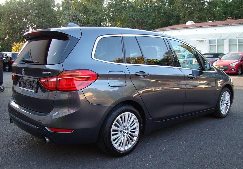 Gebraucht BMW 220 Luxury Line 192 PS (141 kW) 2017 Grau Kombi