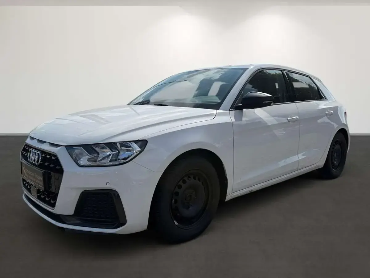 Gebraucht Audi A1 Advanced 110 PS (80 kW) 2022 Cortinaweiß SUV