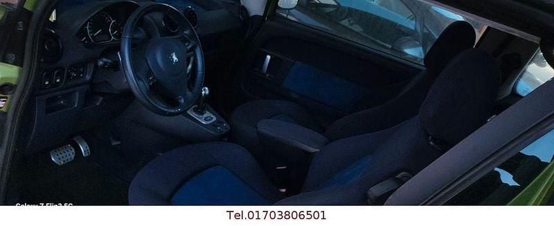 Gebraucht Peugeot 1007 Premium 73 PS (53 kW) 2005 Grün Van / Kleinbus