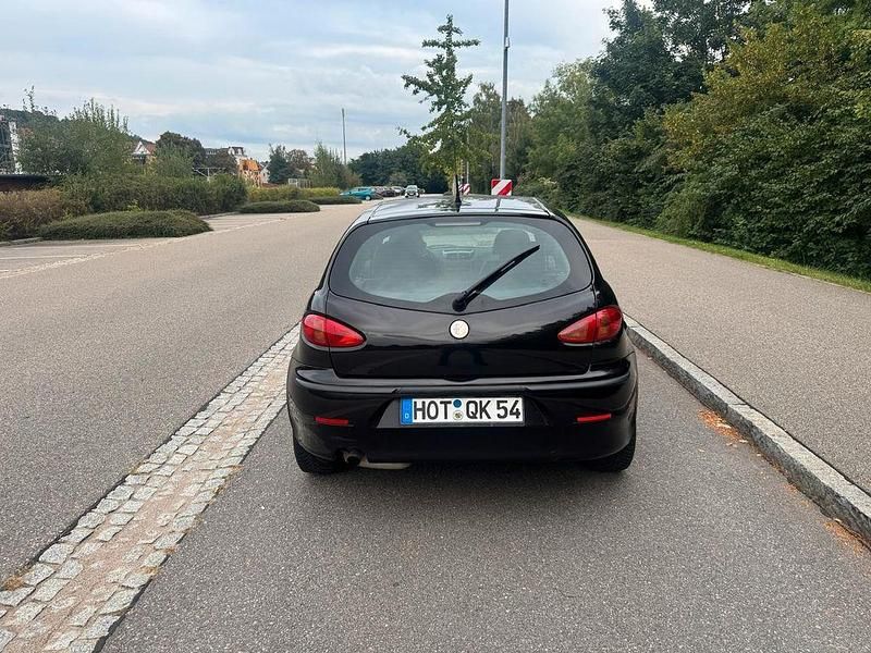 Gebraucht Alfa Romeo 147 Progression 120 PS (88 kW) 2002 Schwarz Kleinwagen