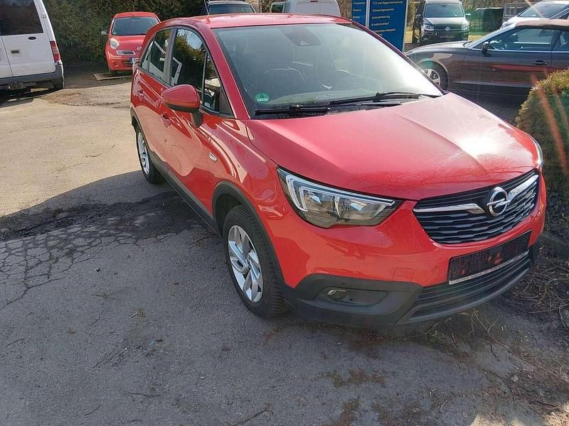 Gebraucht Opel Crossland X Edition 131 PS (96 kW) 2017 Pull me over red SUV