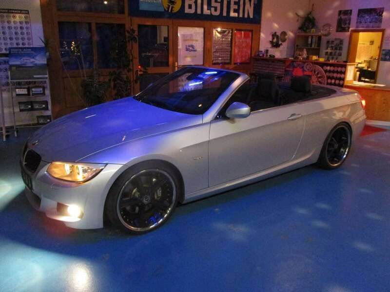 Silber Gebraucht 2011 BMW 335 Cabriolet Exclusive Cabrio | 24.850 € (Etwas zu teuer) - Bild 1/4