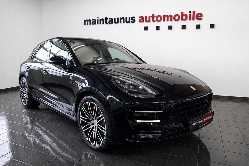 Schwarz Gebraucht 2018 Porsche Macan Turbo Performance Package SUV | 27.500 € (Teuer) - Bild 1/4