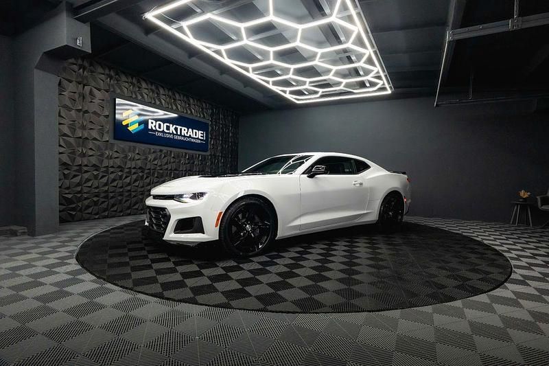 Gebraucht Chevrolet Camaro ZL1 LT 461 PS (339 kW) 2022 Weiß Coupé