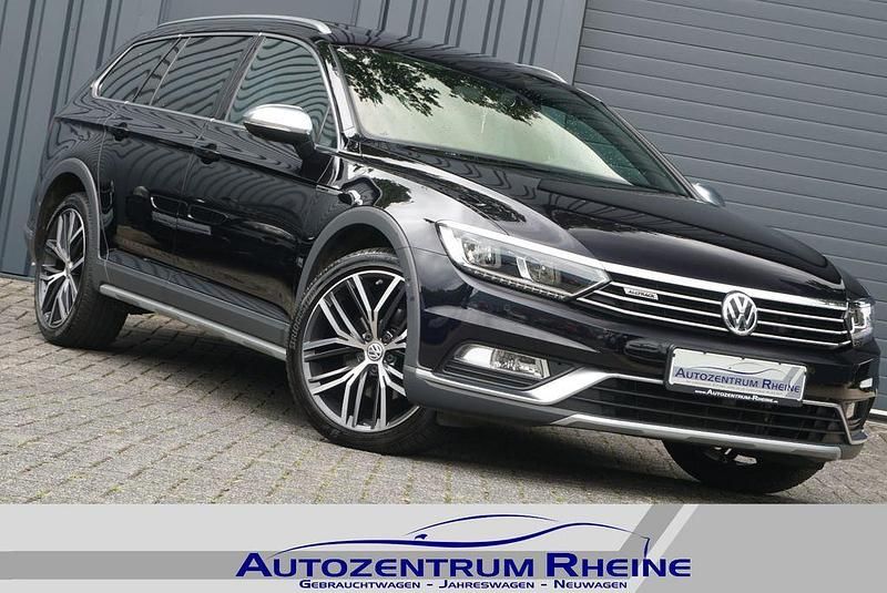 Schwarz Gebraucht 2018 VW Passat Alltrack Kombi | 26.444 € (Fairer Preis) - Bild 1/4