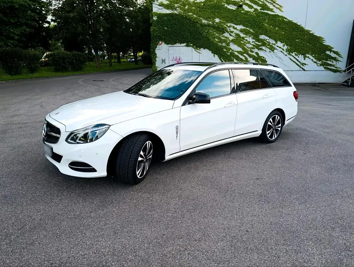 Gebraucht Mercedes E200 136 PS (100 kW) 2015 Weiß Kombi