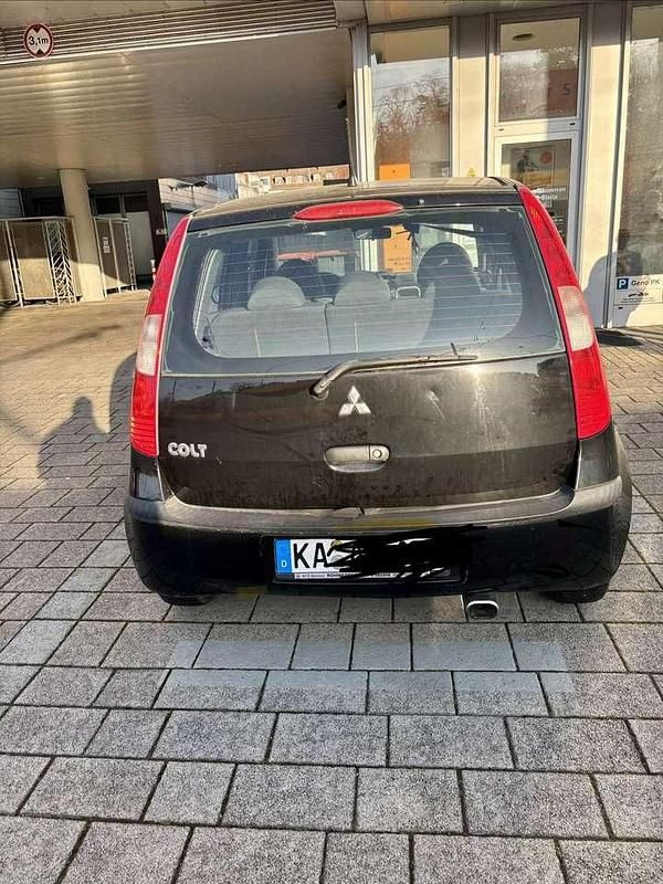 Gebraucht Mitsubishi Colt Inform 95 PS (69 kW) 2005 Schwarz Kleinwagen
