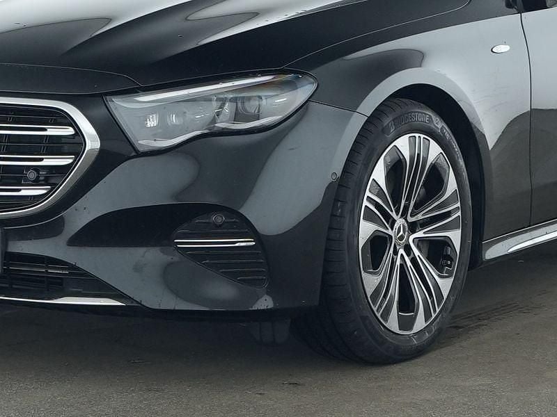 Gebraucht Mercedes E300 Premium 313 PS (230 kW) 2025 Schwarz Kombi