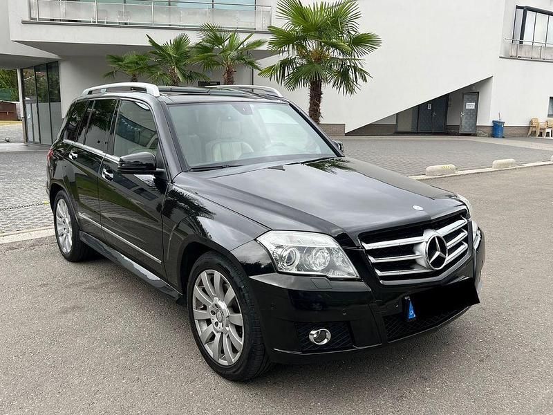Schwarz Gebraucht 2008 Mercedes GLK320 Sport SUV | 9.460 € (Superpreis) - Bild 1/4