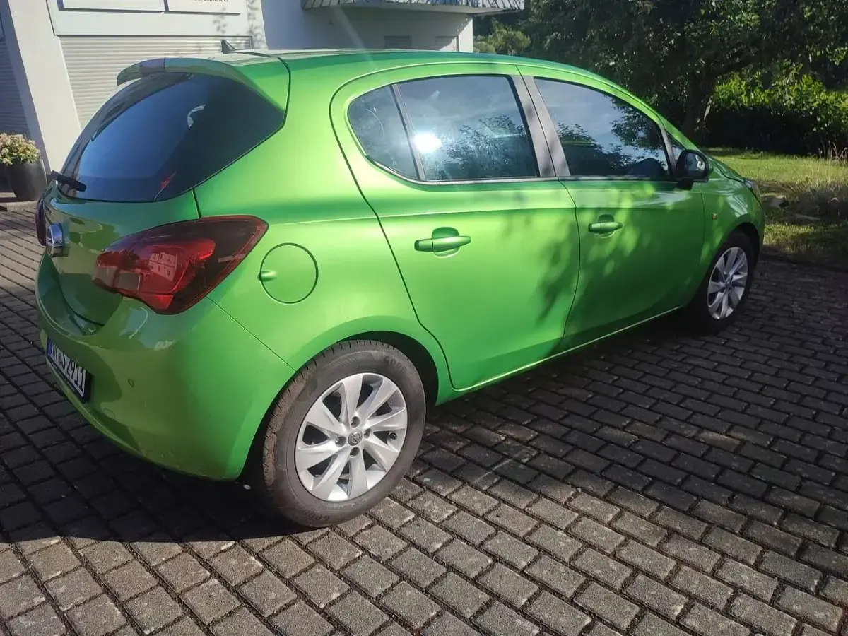 Gebraucht Opel Corsa Edition 90 PS (66 kW) 2015 Grün Kleinwagen