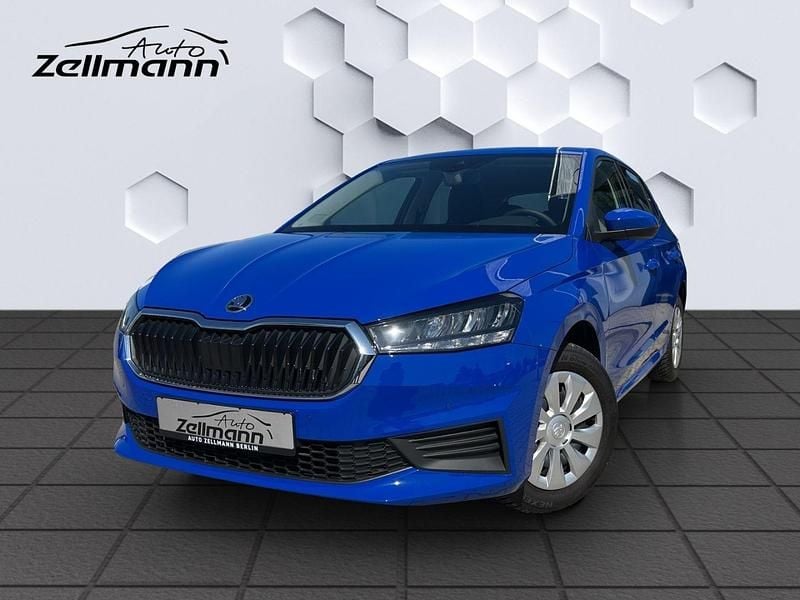 Blau Gebraucht 2023 Skoda Fabia Ambition Kleinwagen | 16.948 € (Guter Preis) - Bild 1/3