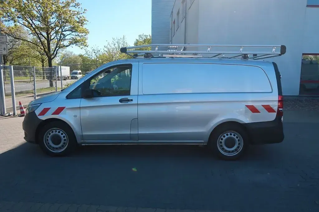 Gebraucht Mercedes Vito 136 PS (100 kW) 2016 Silber Van