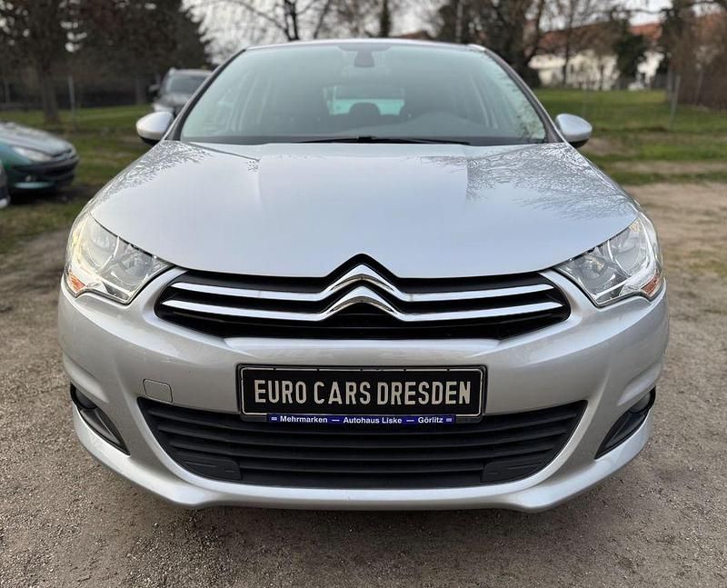 Gebraucht Citroën C4 Tendance 120 PS (88 kW) 2011 Grau Limousine
