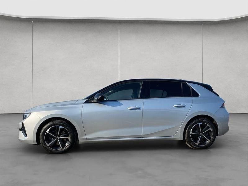 Second-hand Opel Astra 131 CP (96 kW) 2025 Argintiu Berlinǎ