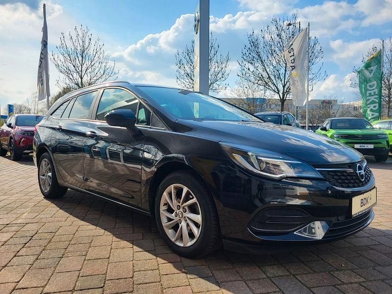 Gebraucht Opel Astra 122 PS (89 kW) 2021 Schwarz Kombi