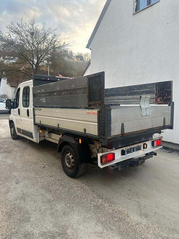 Gebraucht Peugeot Boxer 150 PS (110 kW) 2013 Weiß Van