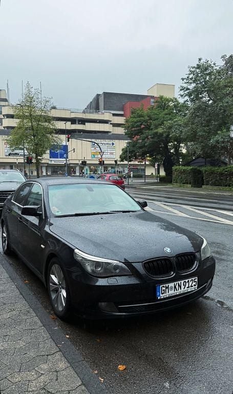 Schwarz Gebraucht 2007 BMW 523 Limousine | 6.999 € (Teuer) - Bild 1/4