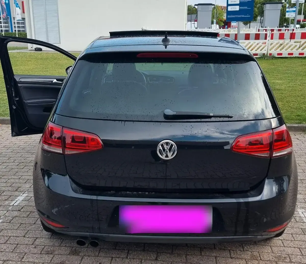 Gebraucht VW Golf VII Comfortline 140 PS (102 kW) 2013 Schwarz Limousine