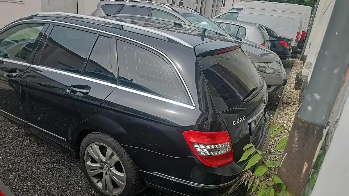 Gebraucht Mercedes C220 170 PS (125 kW) 2008 Schwarz Kombi