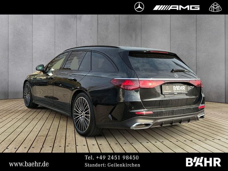 Gebraucht Mercedes E220 AMG 197 PS (144 kW) 2025 Schwarz Kombi