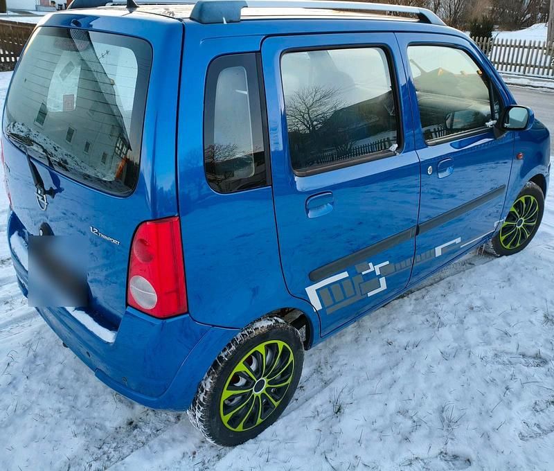 Gebraucht Opel Agila 75 PS (55 kW) 2005 Blau Van / Kleinbus