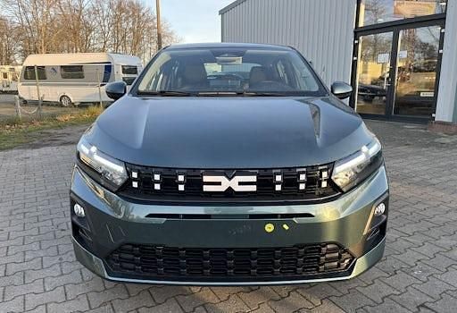 Neu Dacia Sandero Expression 101 PS (74 kW) 2026 Grün Limousine