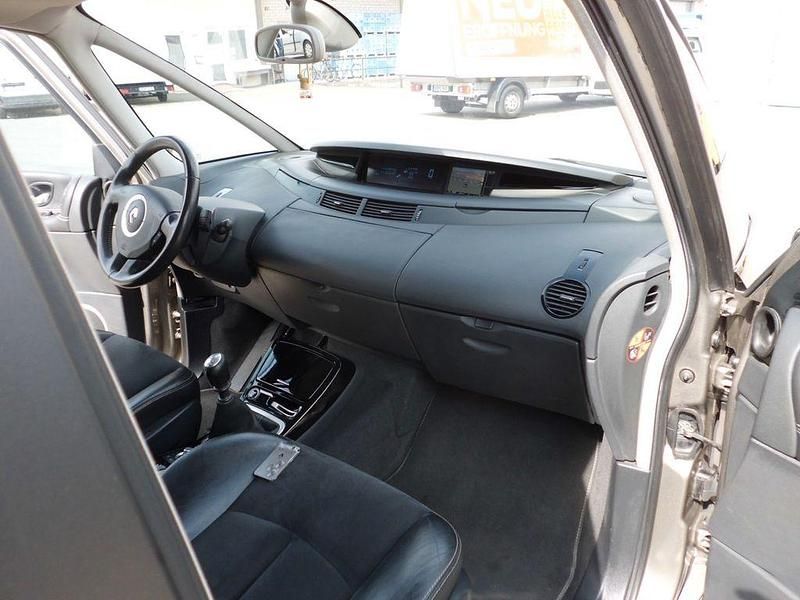 Second-hand Renault Espace 173 CP (127 kW) 2012 Auriu Monovolum