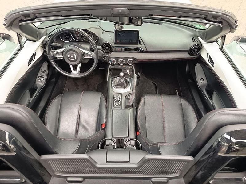 Gebraucht Mazda MX5 Exclusive-Line 131 PS (96 kW) 2016 Weiß Cabrio