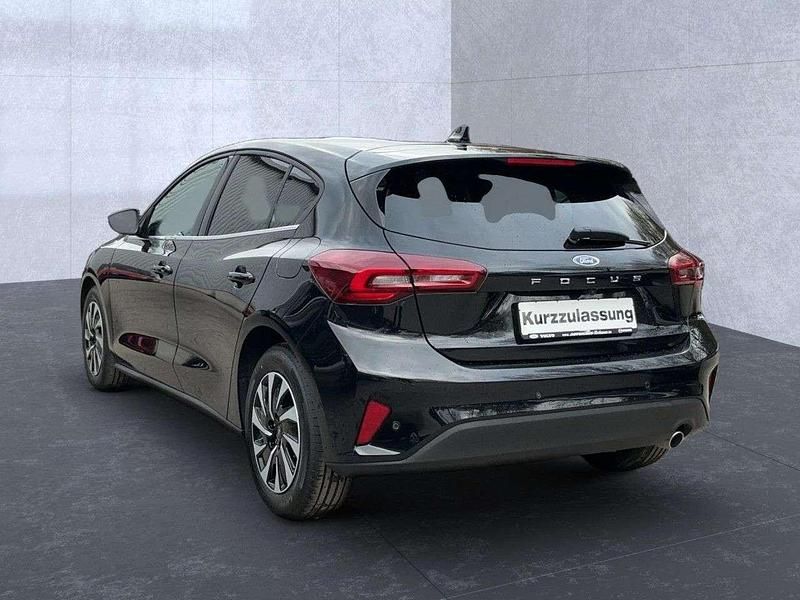 Neu Ford Focus Titanium 125 PS (91 kW) 2026 Agate black metallic Limousine