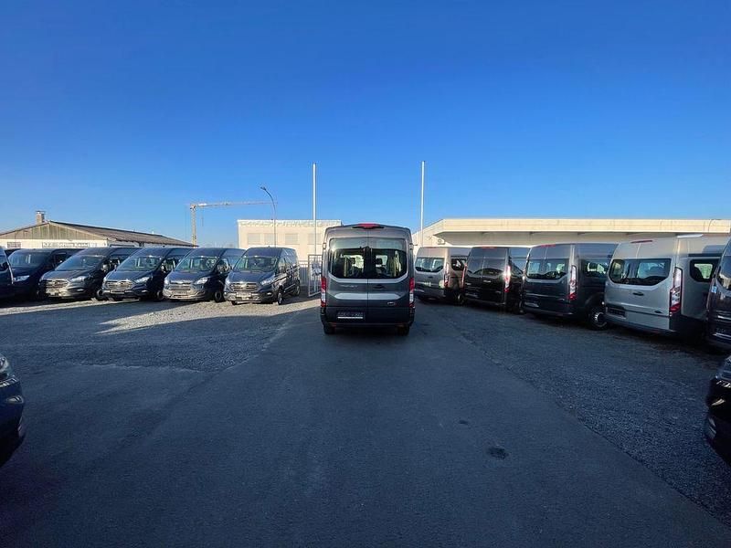 Gebraucht Ford Transit 131 PS (96 kW) 2023 Grau Van / Kleinbus