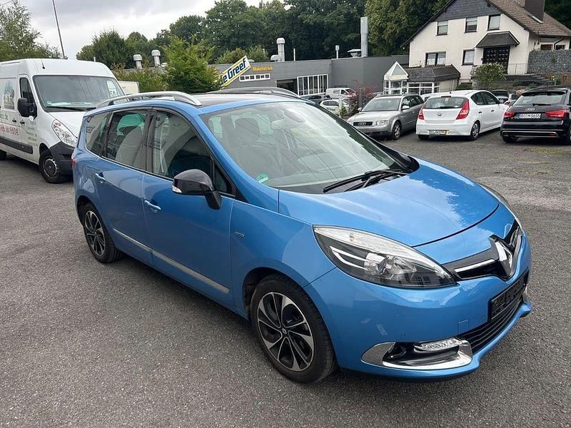 Blau Gebraucht 2016 Renault Scénic III Bose Edition Van / Kleinbus | 8.390 € (Fairer Preis) - Bild 1/4