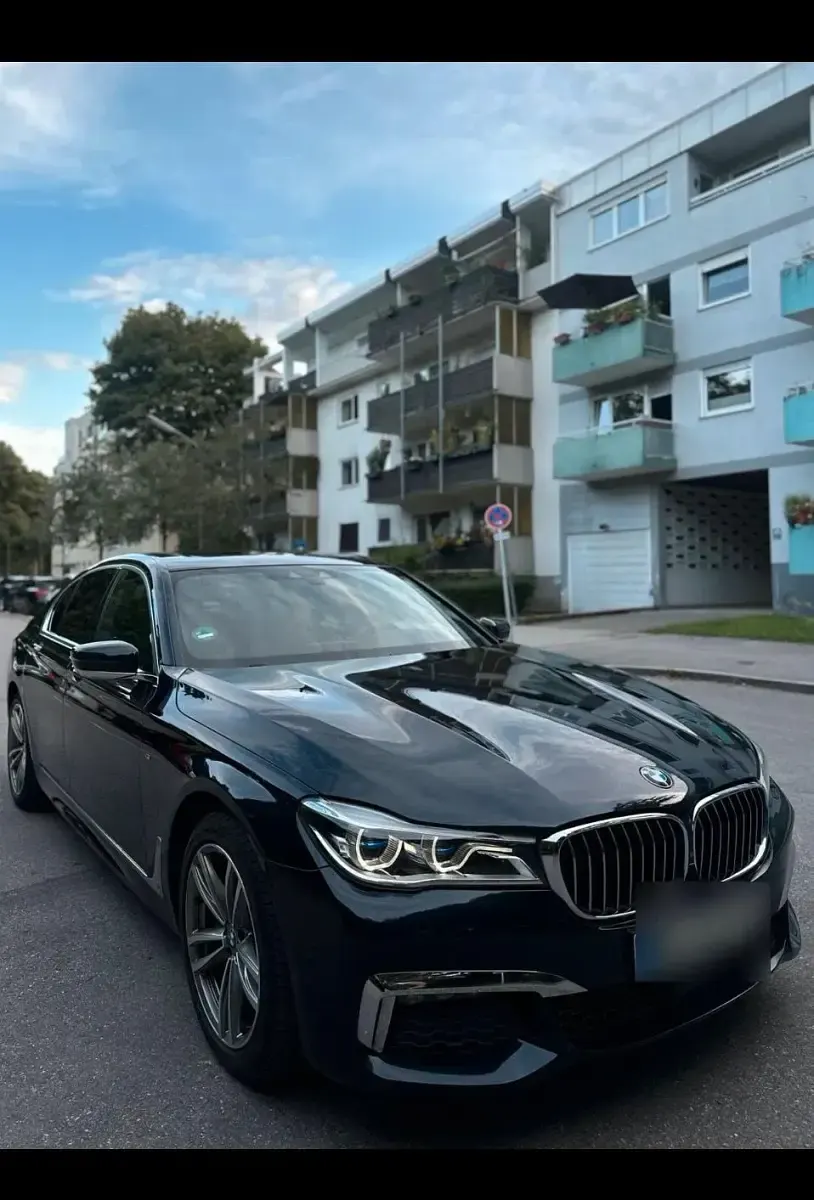 Gebraucht BMW 740 M Sport 320 PS (235 kW) 2017 Schwarz Limousine