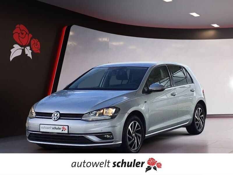 Reflexsilber metallic Gebraucht 2018 VW Golf VII Join Limousine | 17.850 € (Guter Preis) - Bild 1/4