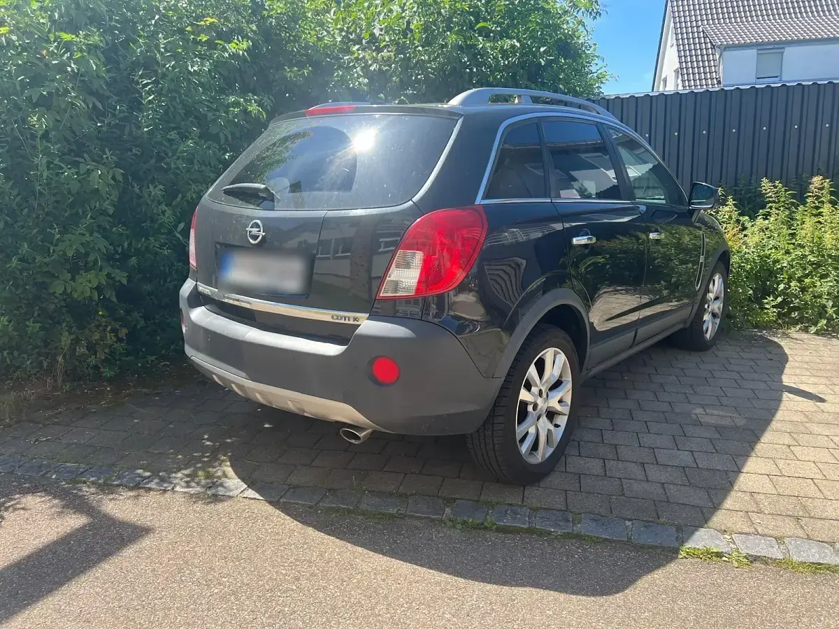 Gebraucht Opel Antara 183 PS (134 kW) 2012 Schwarz SUV