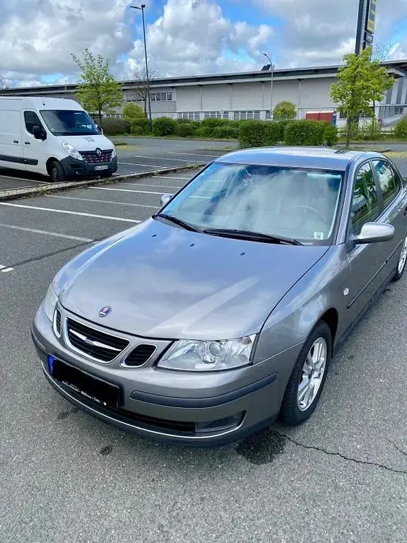 Second-hand Saab 9-3 Vector 122 CP (89 kW) 2004 Gri Berlinǎ