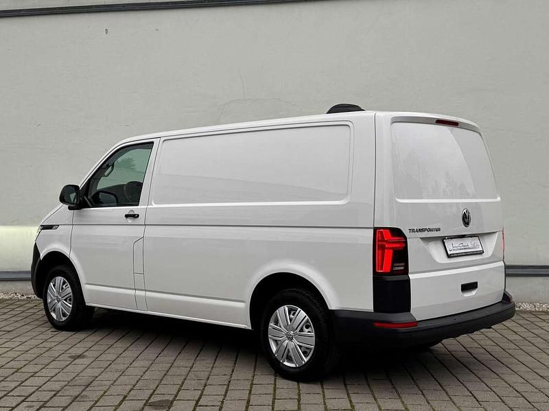 Gebraucht VW Transporter 150 PS (110 kW) 2021 Candyweiß Van